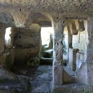 Пещерная церковь в Тепе-Кермен VIII-IX вв.