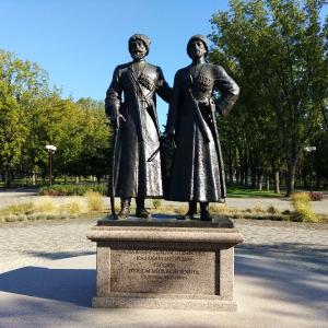 Памятник "Славным сынам отечества - казакам и горцам, героям Первой мировой войны"