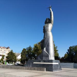Монумент "Аврора"