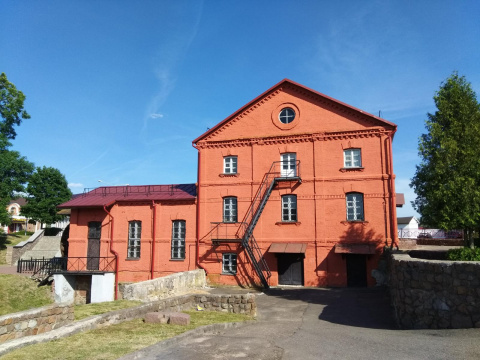 Этнографический музей «Млын»