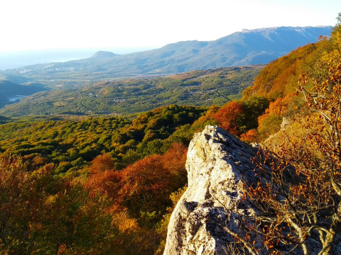 Панорама, открывающаяся с горы Эльх-Кая