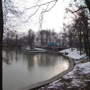 Верхний пруд у парка "Юность"